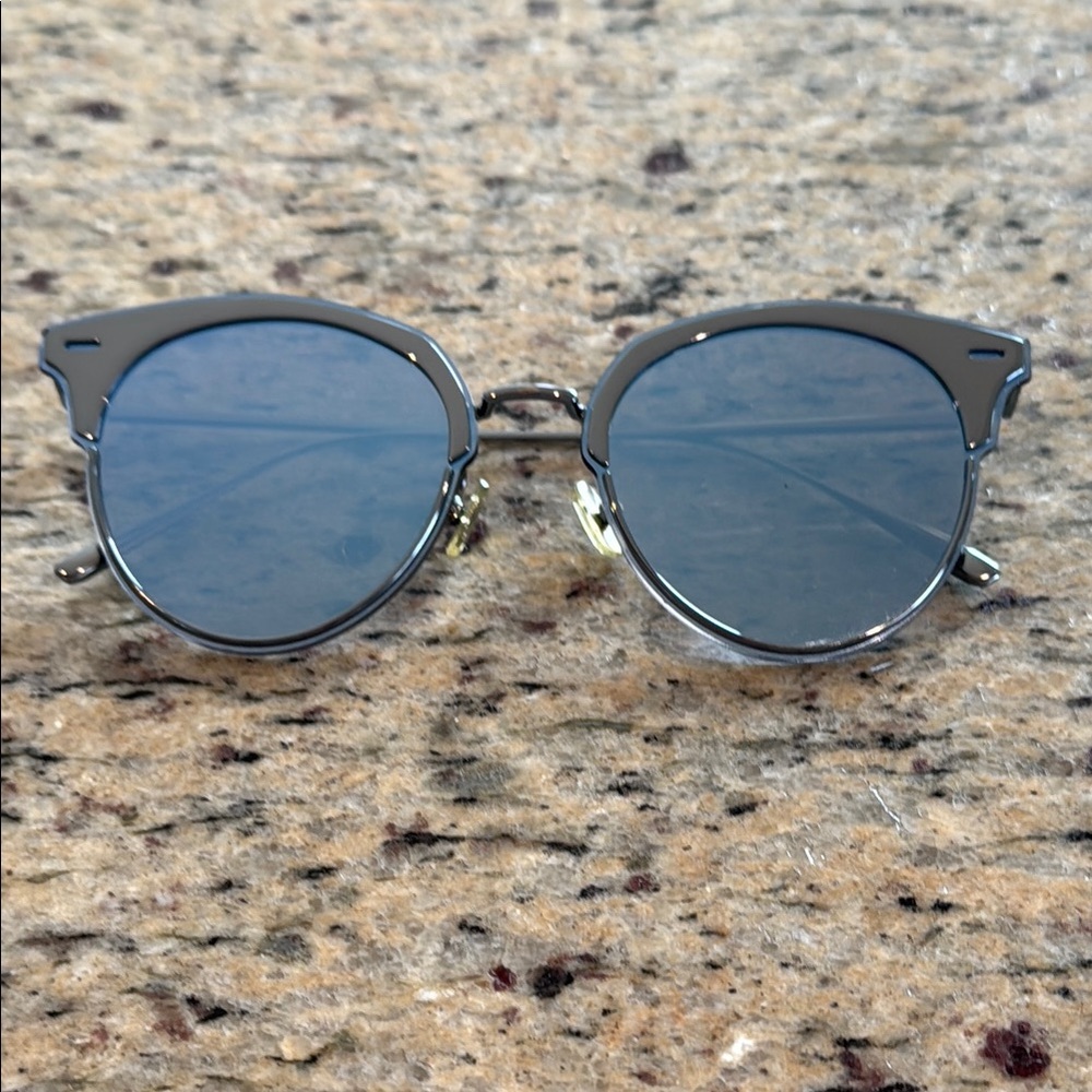 GENTLE MONSTER  Blue Sunglasses